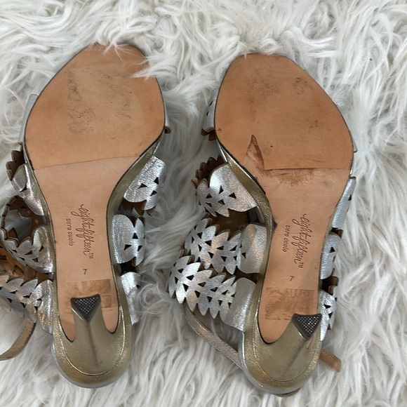 Eight Fifteen Silver & Gold Amazing Heels! Size 7 WORN BY CELEBRITIES - Picture 11 of 16